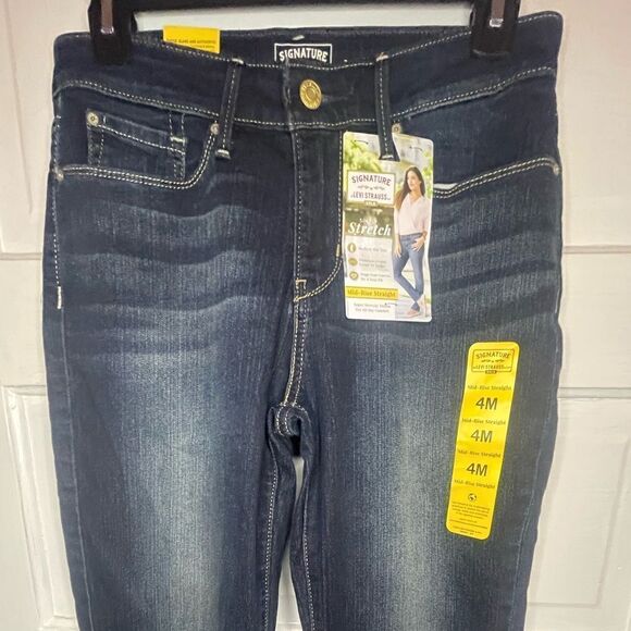 NWTs Signature Levi Strauss Mid-Rise Straight Leg - Picture 2 of 13